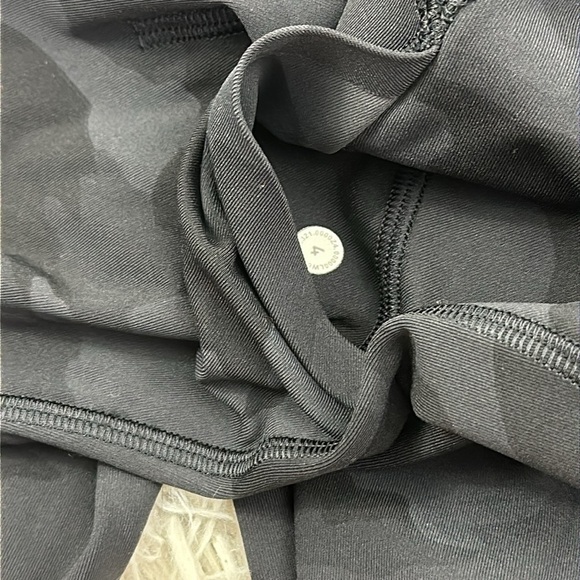 Lululemon Swift Speed High-Rise Crop 21" Heritage 365 Camo Deep Coal Multi - Picture 5 of 5